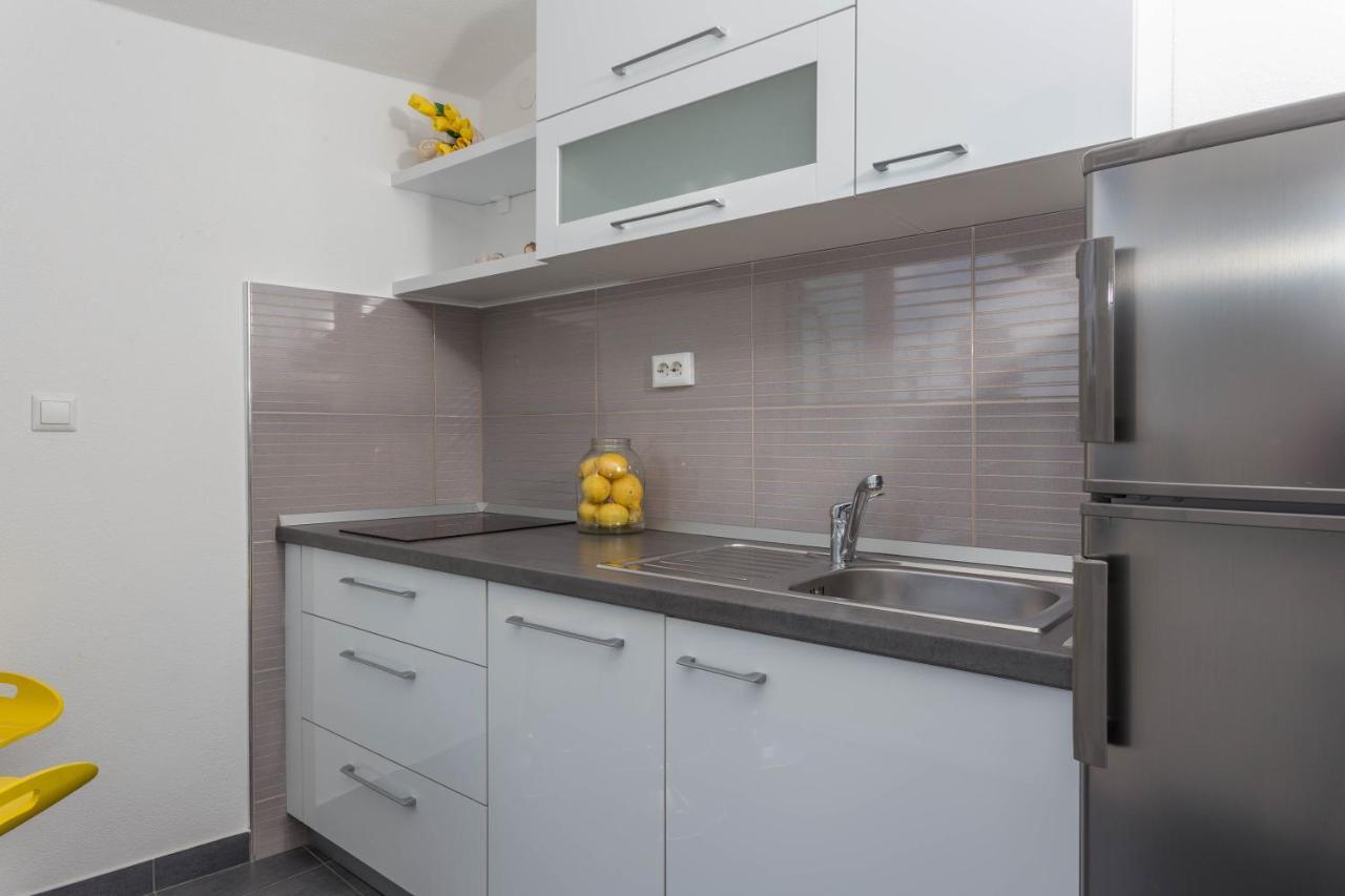Apartment Tasina ฮวาร์ ภายนอก รูปภาพ