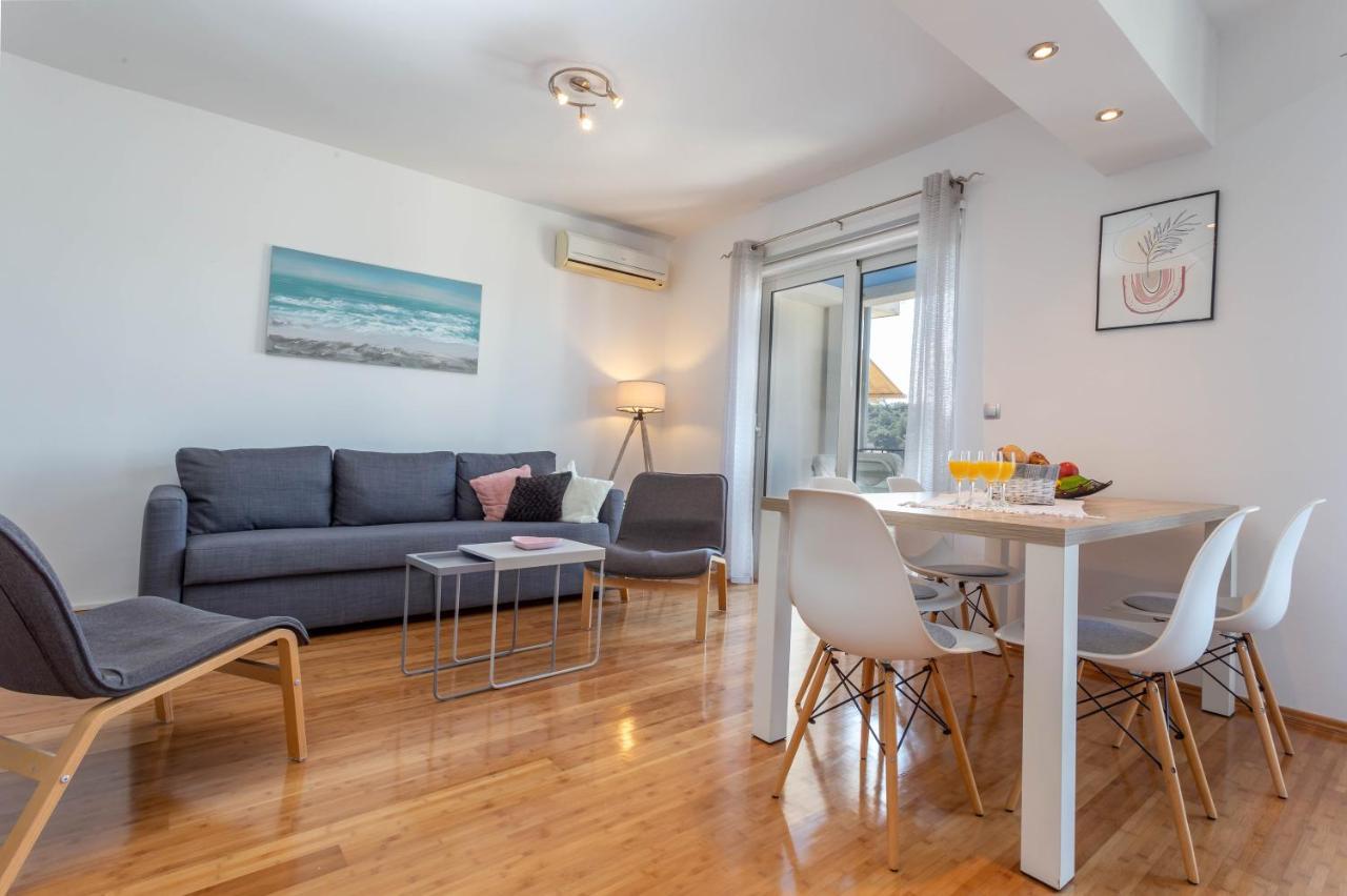 Apartment Tasina ฮวาร์ ภายนอก รูปภาพ