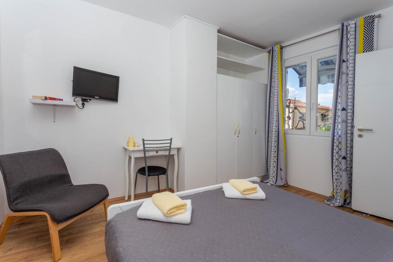 Apartment Tasina ฮวาร์ ภายนอก รูปภาพ