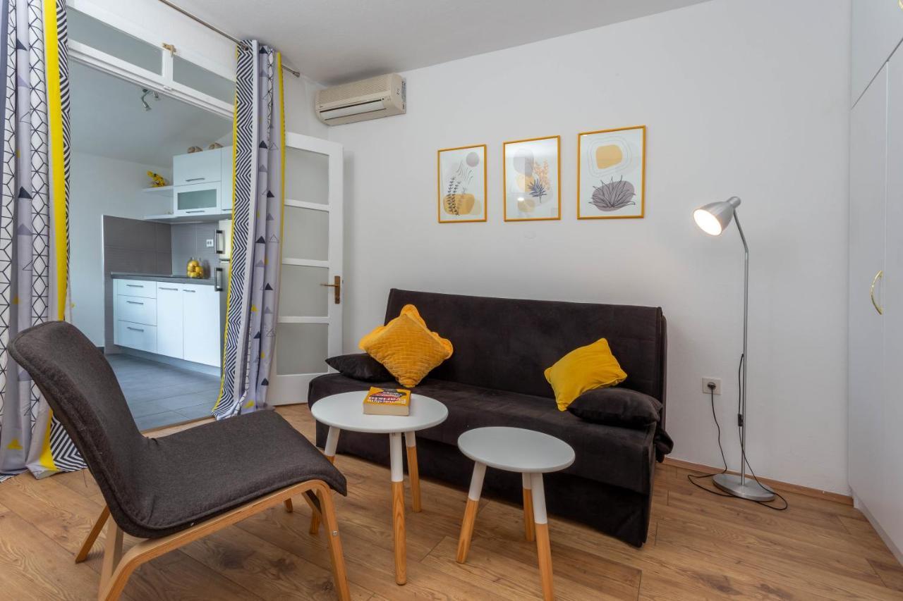 Apartment Tasina ฮวาร์ ภายนอก รูปภาพ