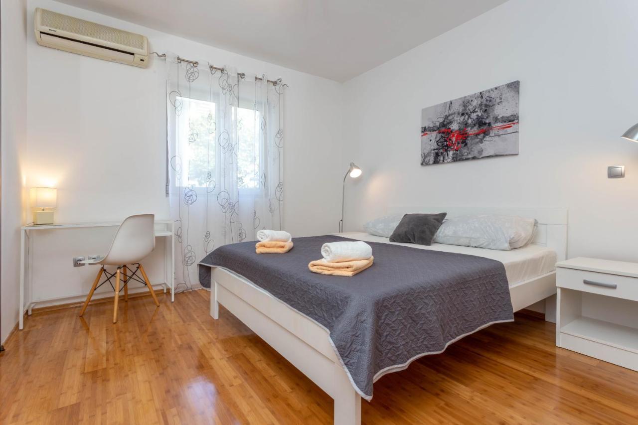Apartment Tasina ฮวาร์ ภายนอก รูปภาพ