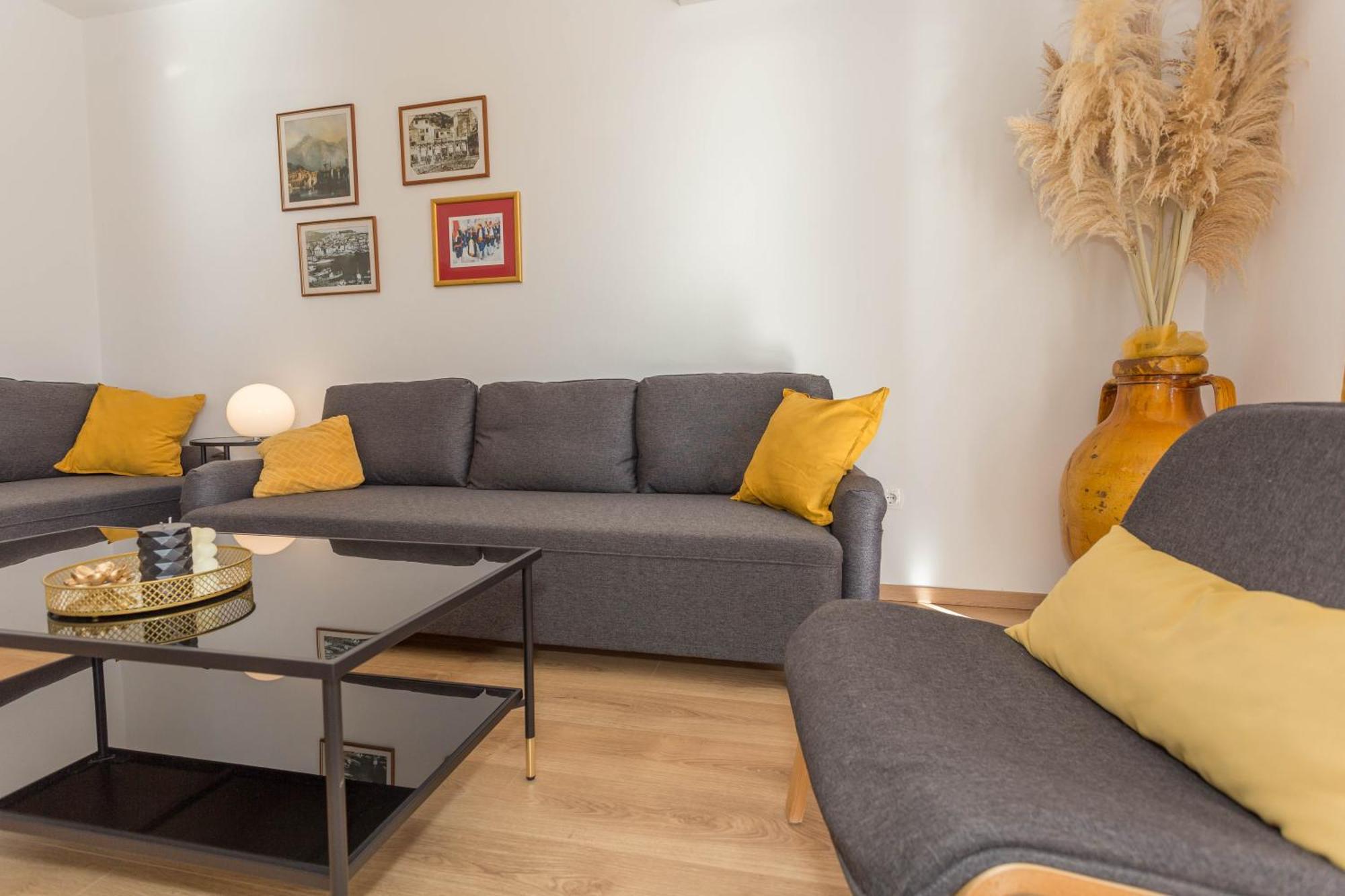 Apartment Tasina ฮวาร์ ภายนอก รูปภาพ